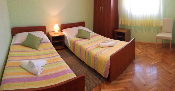 Calypso Apartament *
