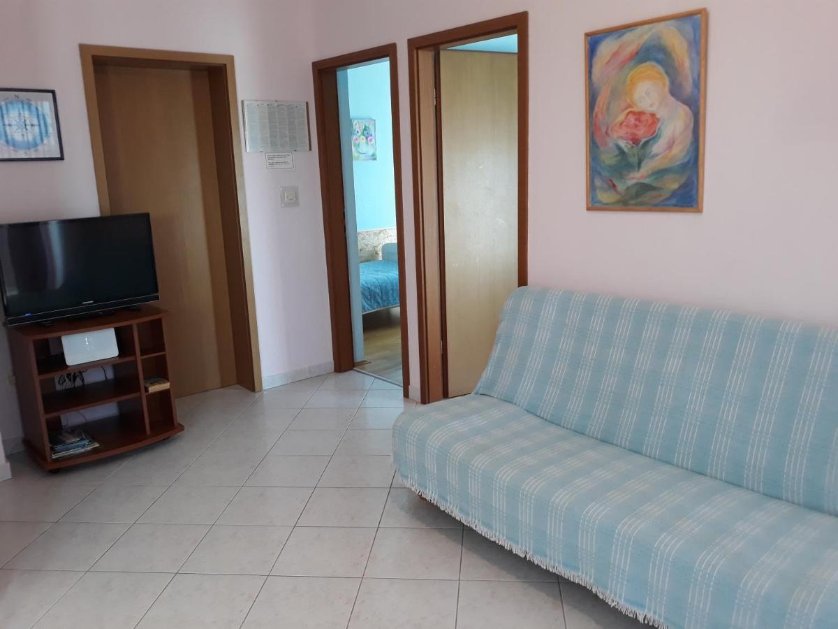 Calypso Trogir